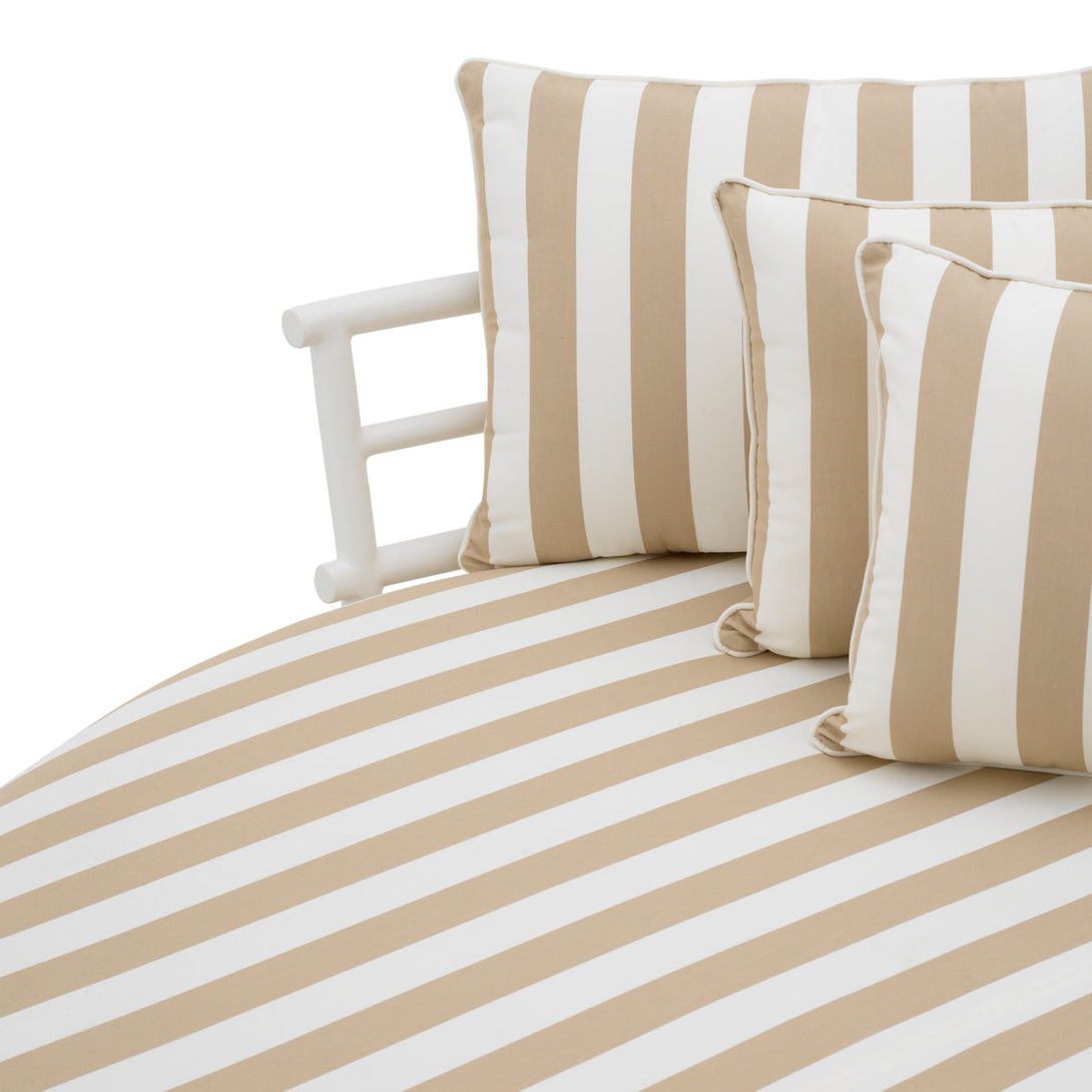 Outdoor Bed Laguno Matte White Finish Outdoor Eichholtz