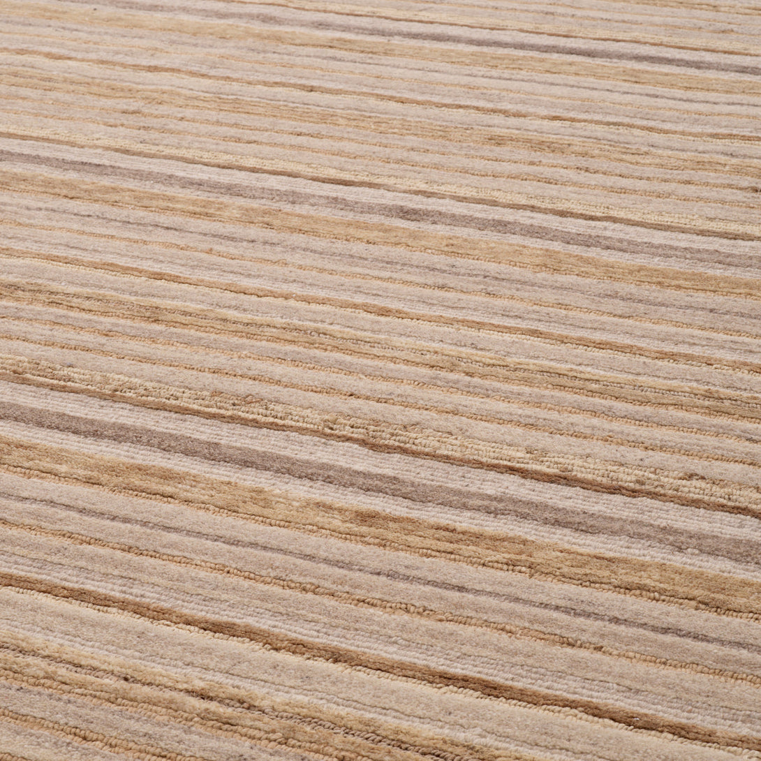 Rug Mansion 300 x 400 beige Furniture Eichholtz